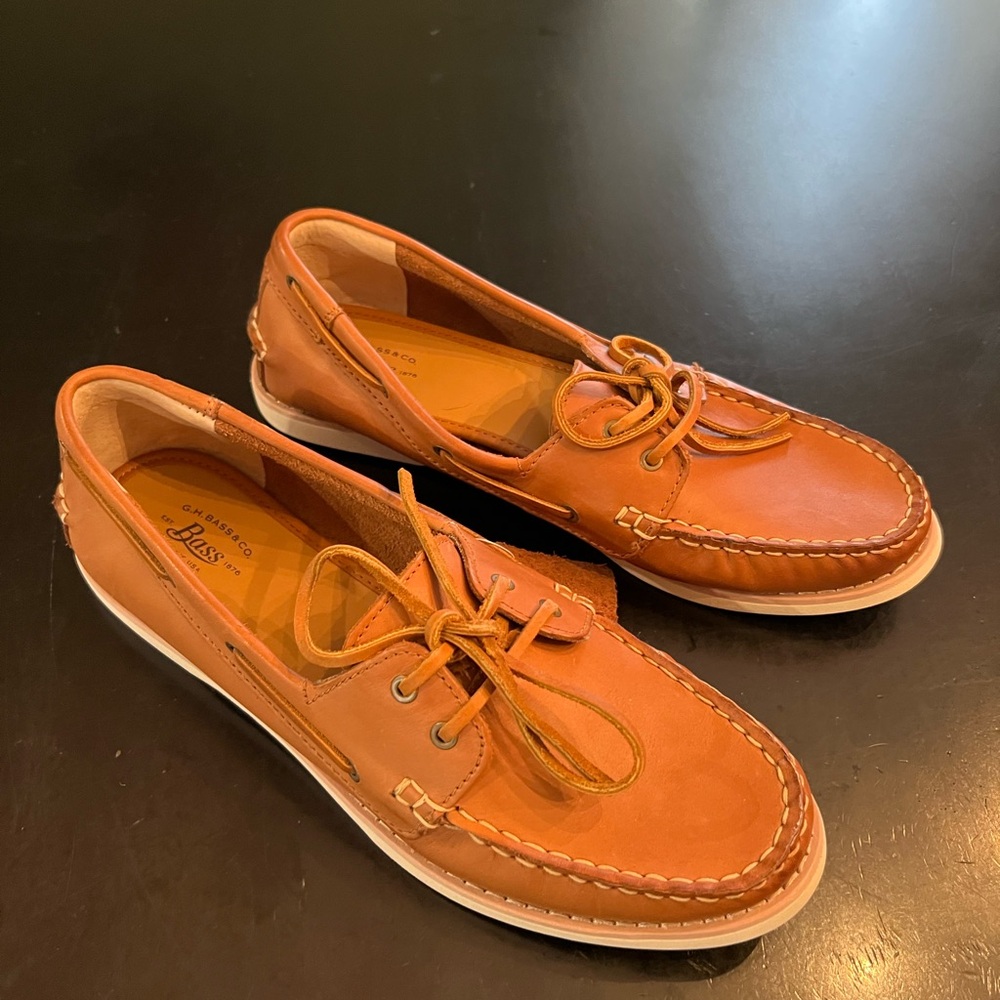 Bass Tan Boat Shoes with Leather Laces and Moccasin Stitching